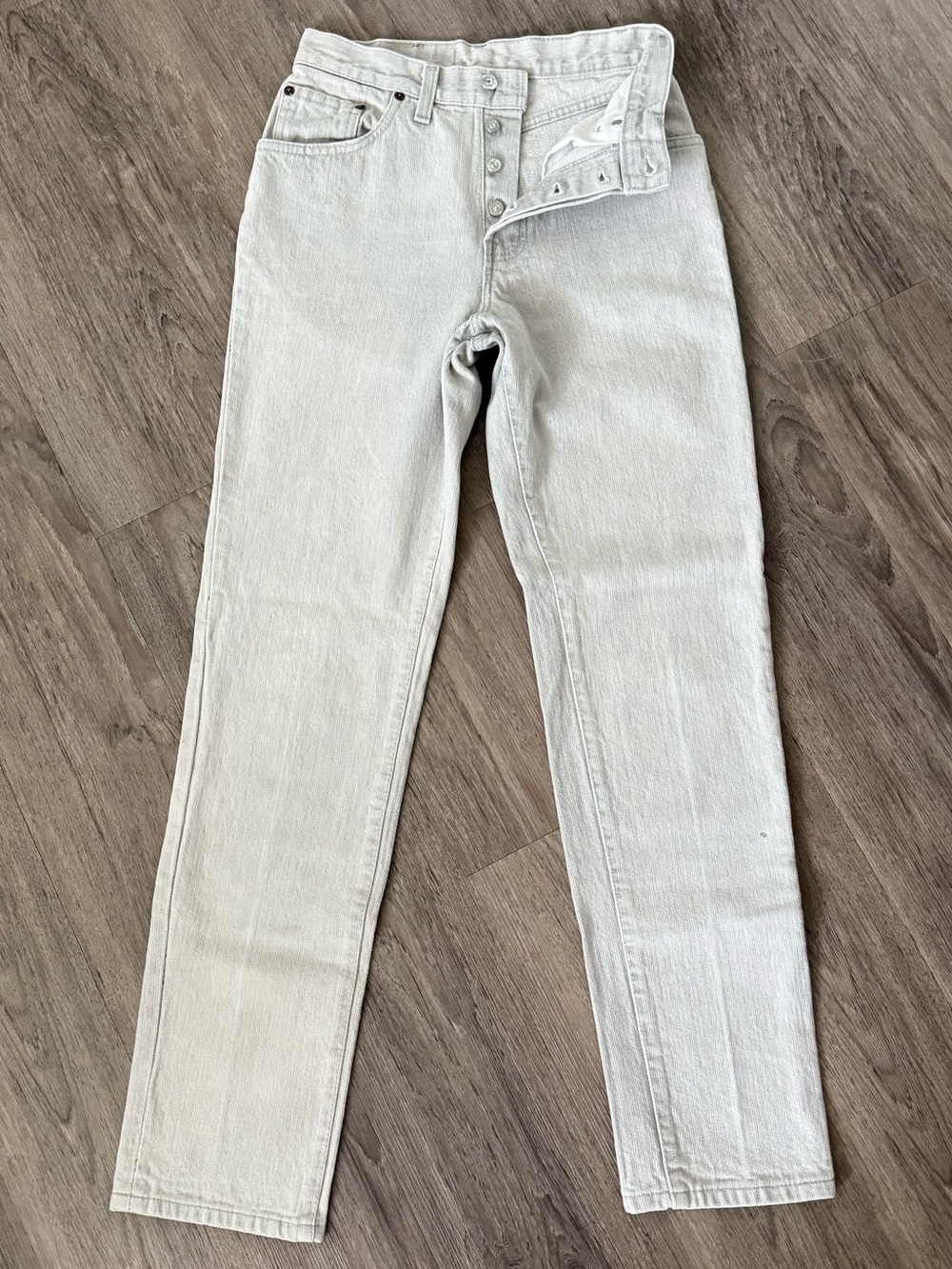 Vintage Levis 501 80s Women’s Cream High Waisted Jeans USA Casual Western Denim
